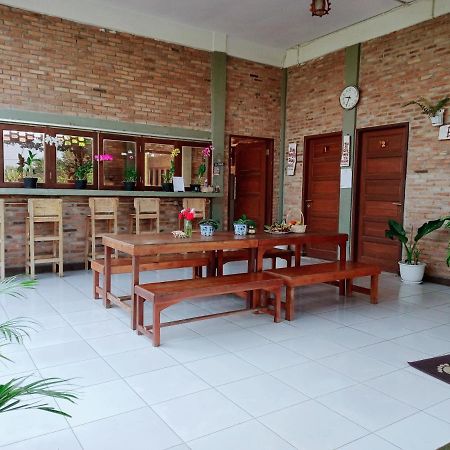 Bua Guest House Медан Екстер'єр фото