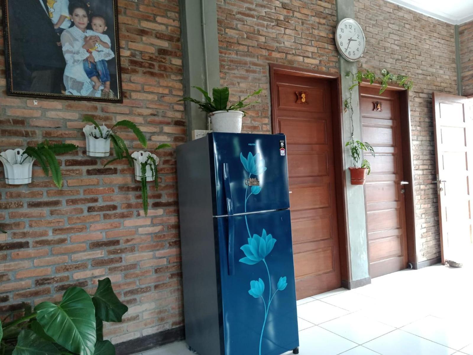 Bua Guest House Медан Екстер'єр фото